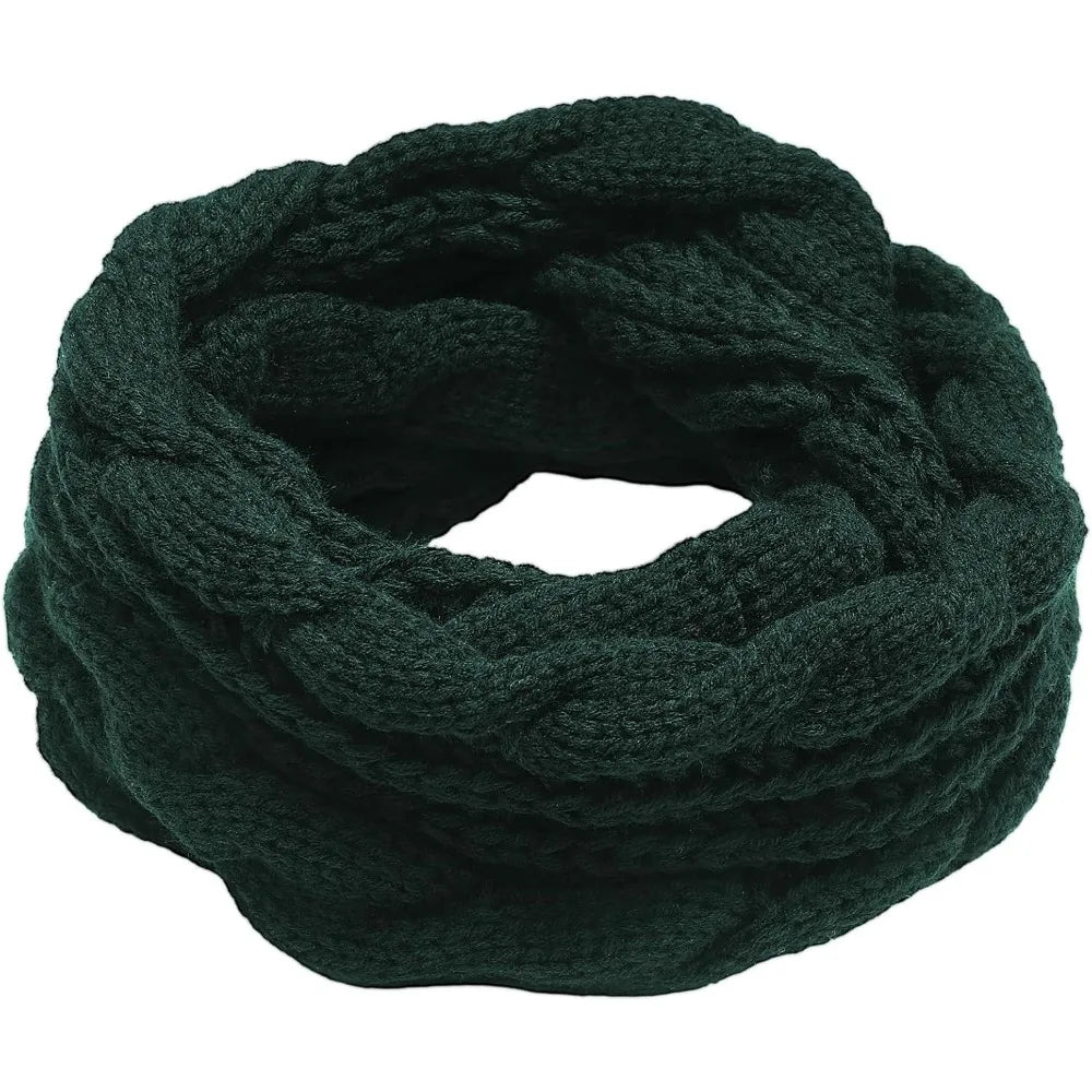 Dark green Cable Knit Loop Scarf