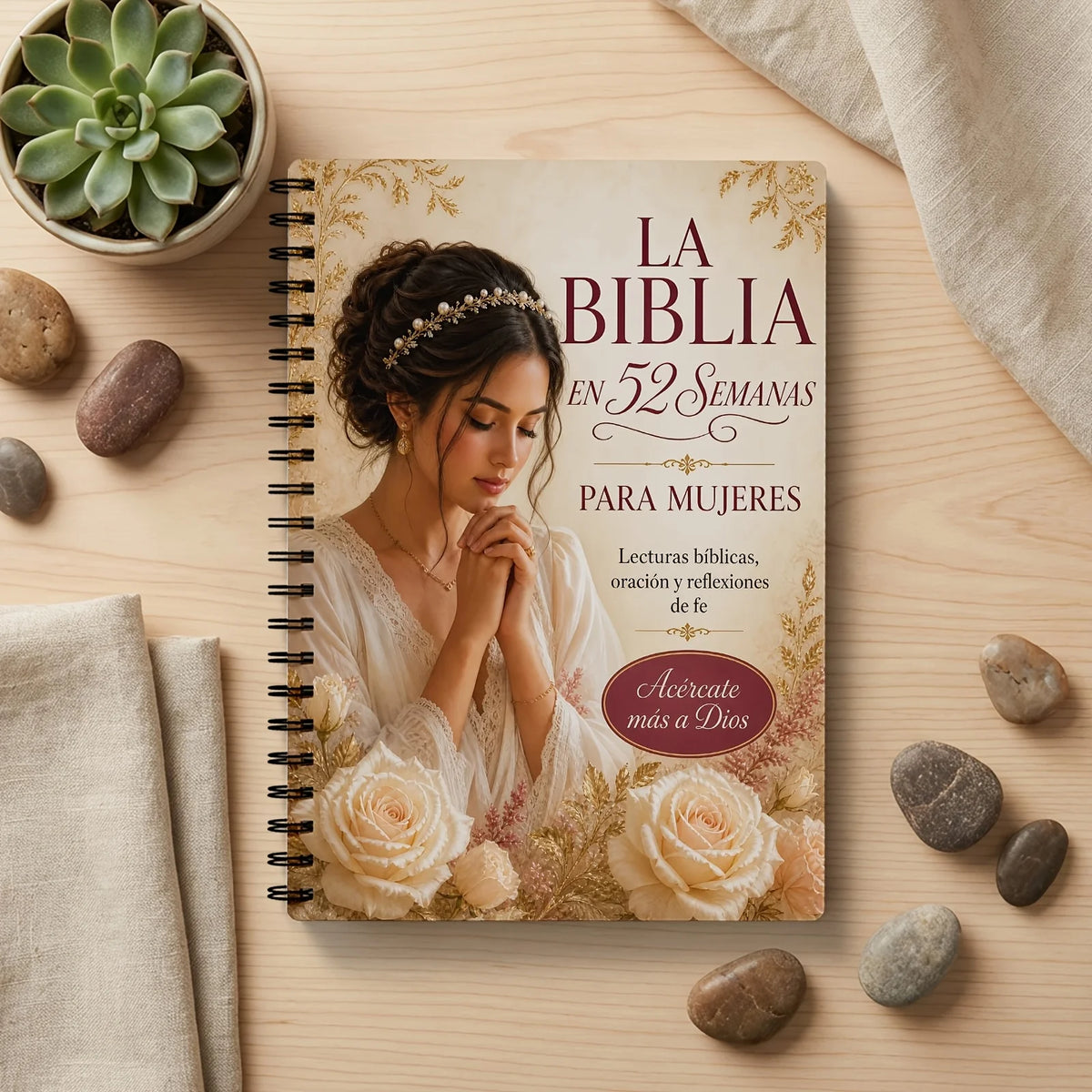 52 Week Devotional Journal (Spanish Edition) on a wooden table
