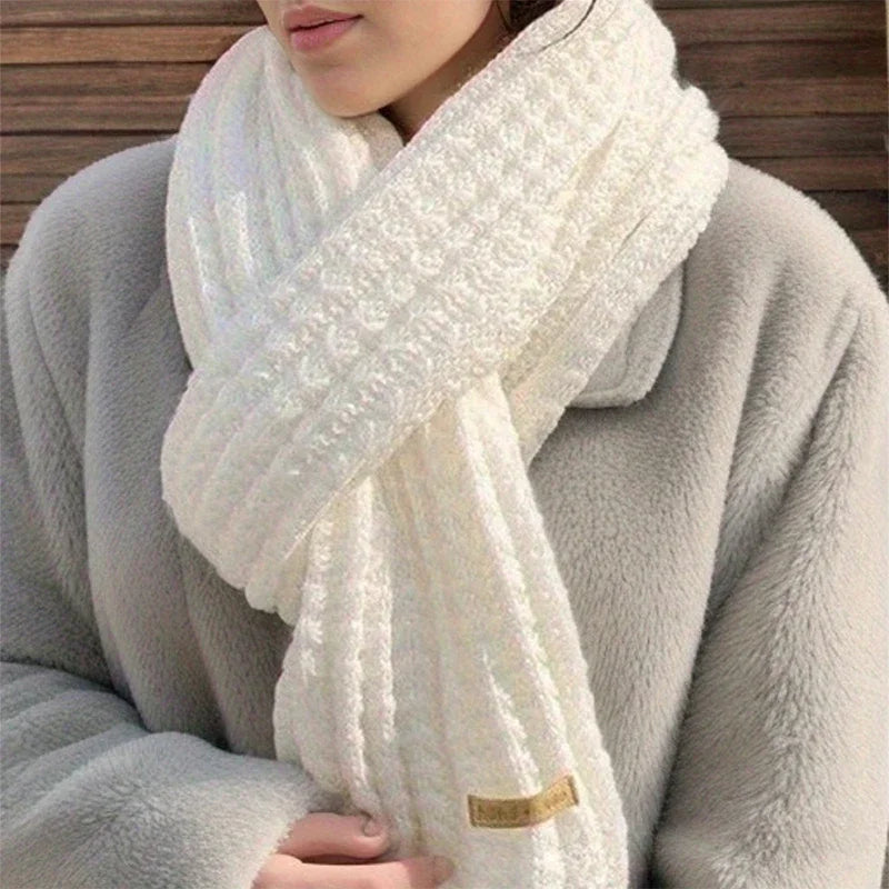 Woman wearing the ivory Chunky Knit Scarf